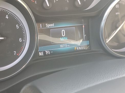 Used 2020 Buick Envision Essence AWD/4WD image 26
