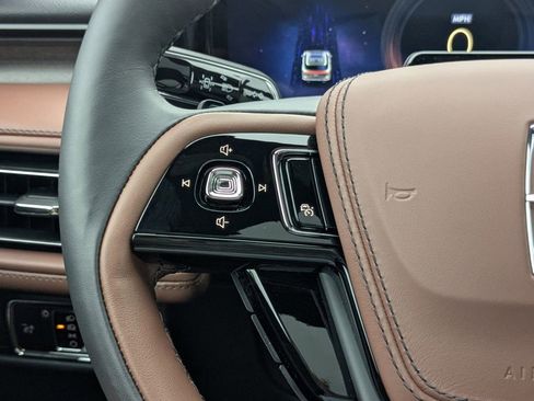 New 2026 Lincoln Aviator Reserve w/ Illumination Package image 29