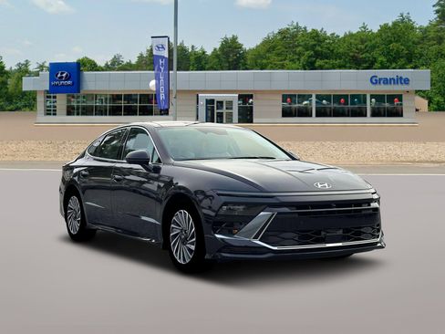 New 2026 Hyundai Sonata Limited image 11