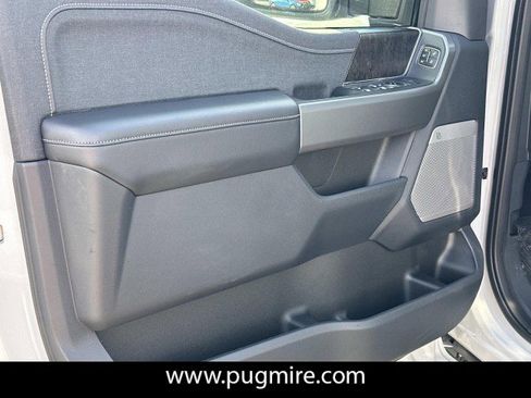 New 2026 Ford F350 Lariat w/ Black Appearance Package image 10