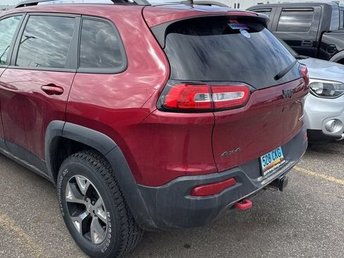 Used 2015 Jeep Cherokee Trailhawk w/ Comfort/Convenience Group AWD/4WD image 6