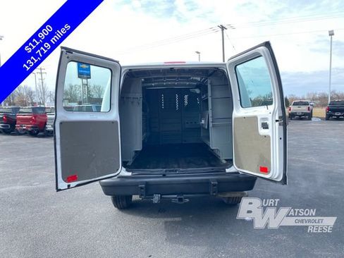 Used 2014 Ford E-250 and Econoline 250 w/ Power Group image 14