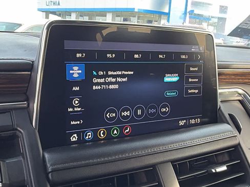 Used 2021 Chevrolet Suburban High Country image 15