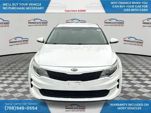 Used 2018 Kia Optima LX image 2