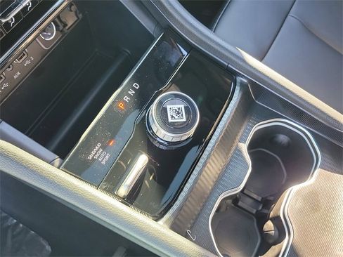 New 2025 Jeep Grand Cherokee L Limited image 30