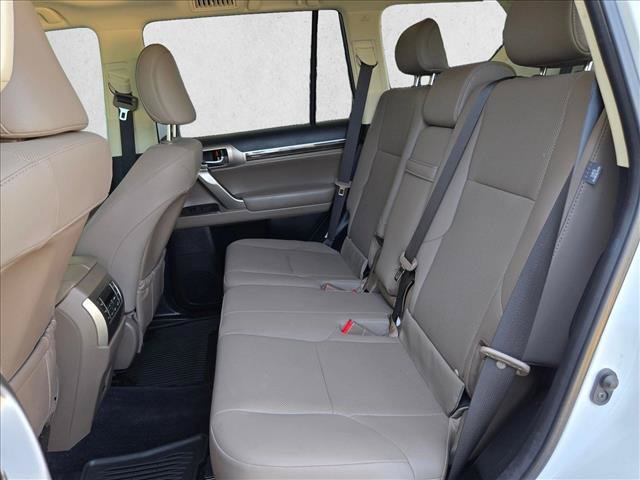 Used 2021 Lexus GX 460 Premium w/ Premium Package AWD/4WD image 20