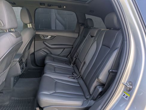 Used 2020 Audi Q7 3.0T Premium w/ Convenience Package image 25