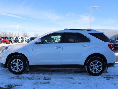 Used 2017 Chevrolet Equinox Premier w/ Enhanced Convenience Package image 4