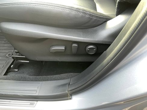 Certified 2024 Subaru Forester Limited image 18