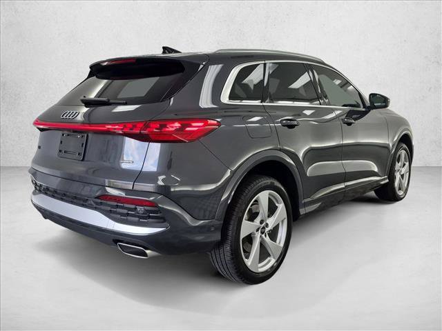 Certified 2025 Audi Q5 Premium Plus w/ Premium Plus AWD/4WD image 5