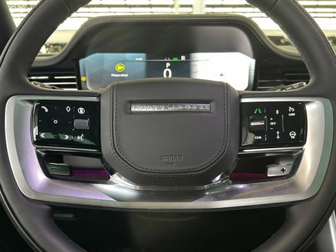 New 2025 Land Rover Range Rover SE image 16