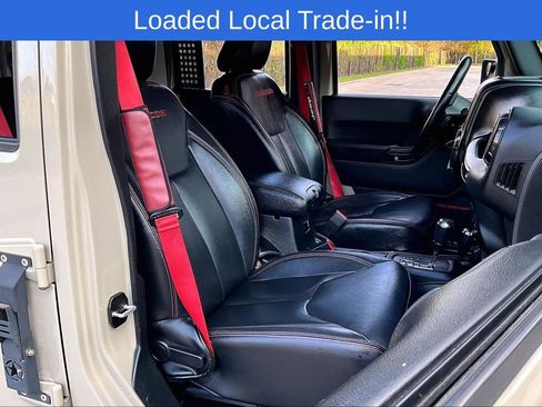 Used 2017 Jeep Wrangler Unlimited Rubicon image 7