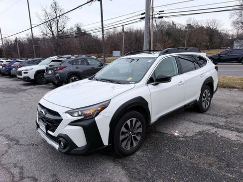 Certified 2025 Subaru Outback Limited image 4