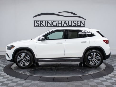 New 2025 Mercedes-Benz GLA 250 4MATIC image 8