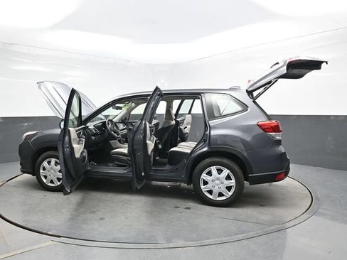 Used 2023 Subaru Forester AWD/4WD image 44