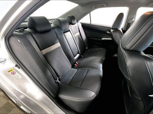 Used 2012 Toyota Camry SE image 25