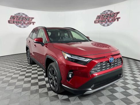 Used 2024 Toyota RAV4 Limited image 9