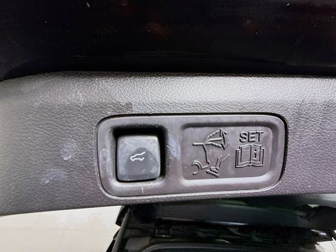 Used 2019 Lincoln Navigator Reserve w/ Cargo Package AWD/4WD image 43