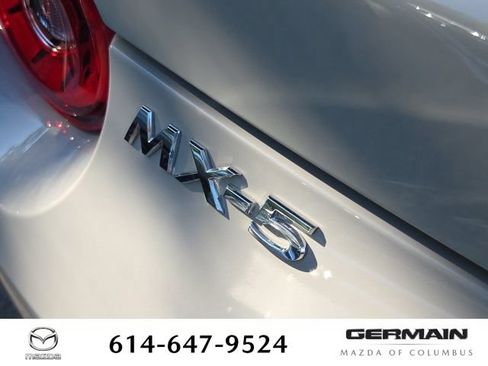 Used 2024 MAZDA MX-5 Miata RF Grand Touring RWD image 13