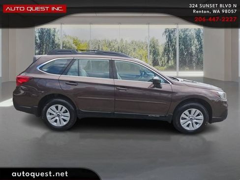 Used 2019 Subaru Outback 2.5i AWD/4WD image 4