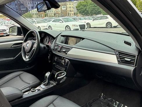 Used 2015 BMW X1 sDrive28i RWD image 15