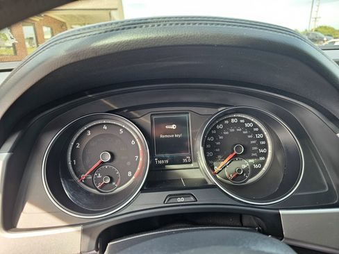 Used 2018 Volkswagen Atlas Launch Edition image 8