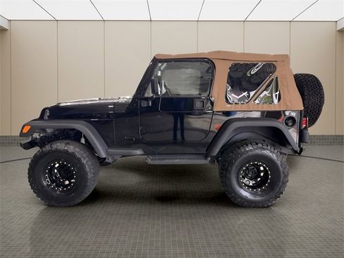 Used 2002 Jeep Wrangler Sport image 2