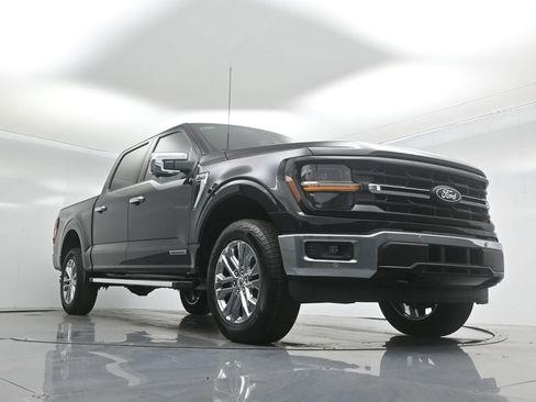 New 2025 Ford F150 XLT w/ Equipment Group 303A High image 44