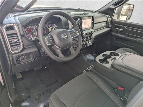 New 2026 RAM 2500 Big Horn AWD/4WD image 3
