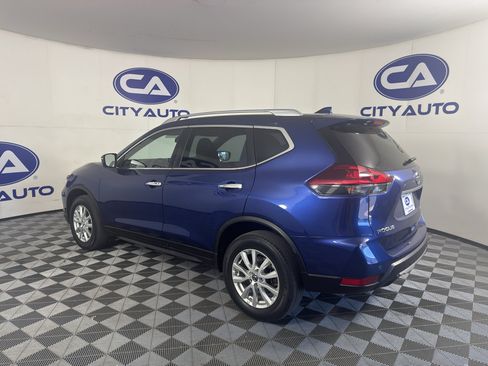 Used 2020 Nissan Rogue SV AWD/4WD image 5