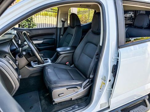 Used 2018 Chevrolet Colorado LT w/ Redline Special Edition RWD image 9