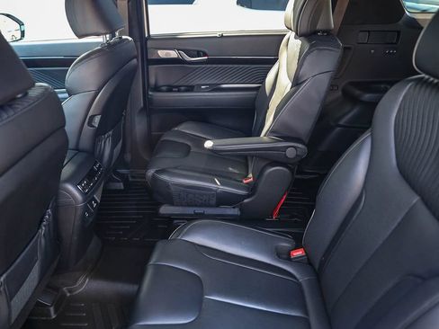 Used 2025 Hyundai Palisade Calligraphy AWD/4WD image 16