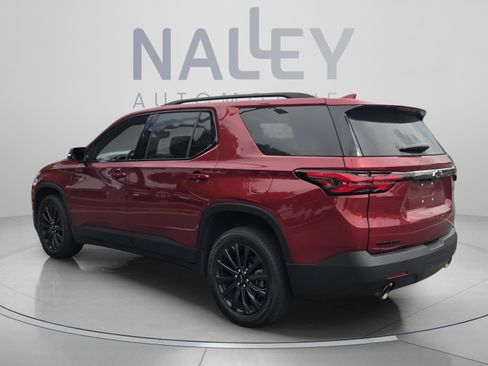 Used 2023 Chevrolet Traverse RS FWD image 3