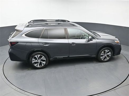 Used 2020 Subaru Outback Limited image 46