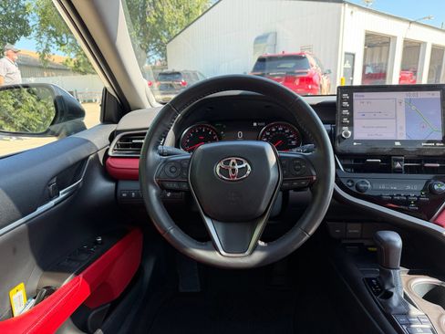 Used 2022 Toyota Camry XSE w/ Navigation Package FWD image 13