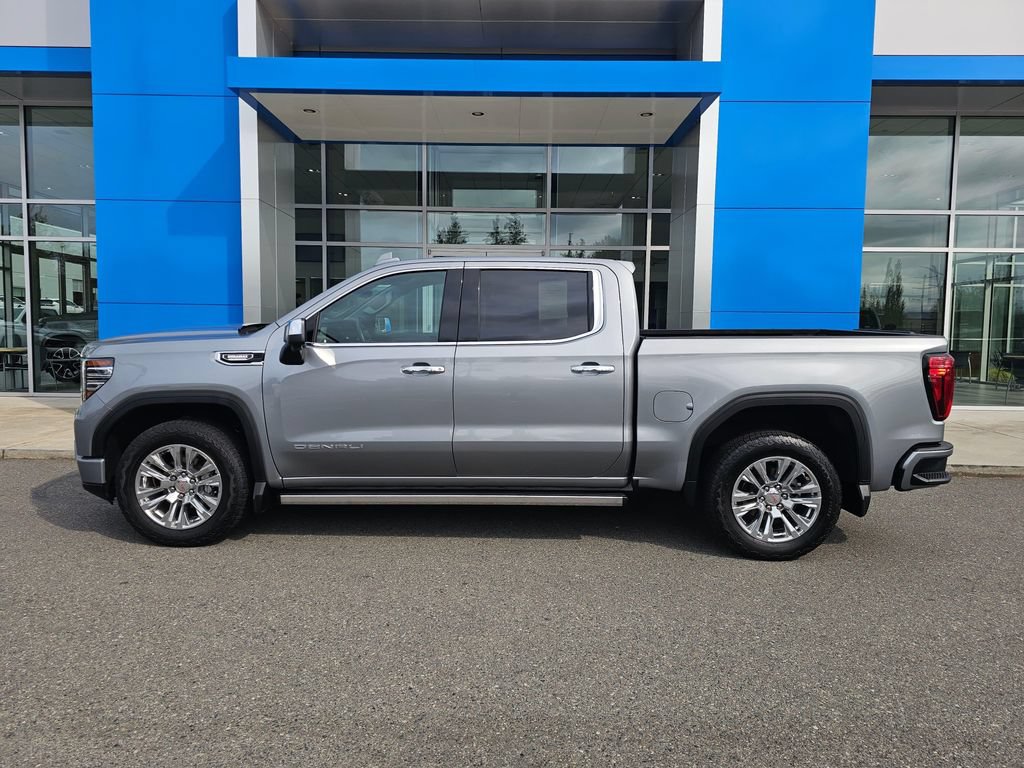 Used 2023 GMC Sierra 1500 Denali w/ Technology Package AWD/4WD image 40