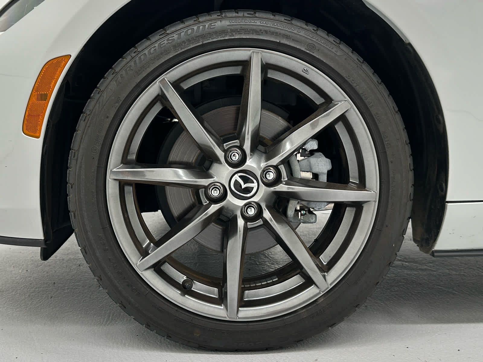 Used 2017 MAZDA MX-5 Miata RF Grand Touring RWD image 16