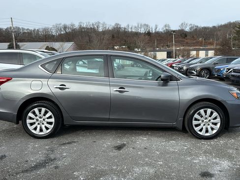 Used 2019 Nissan Sentra S image 2