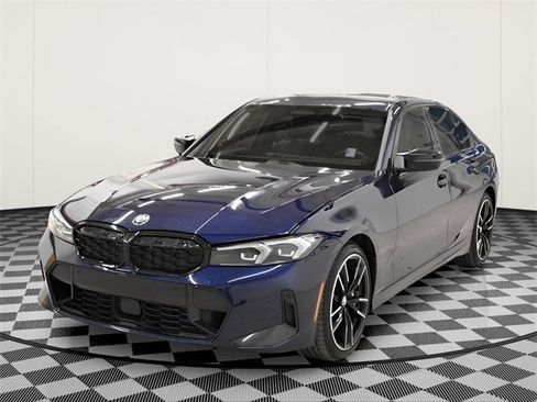 Used 2023 BMW M340i xDrive image 9