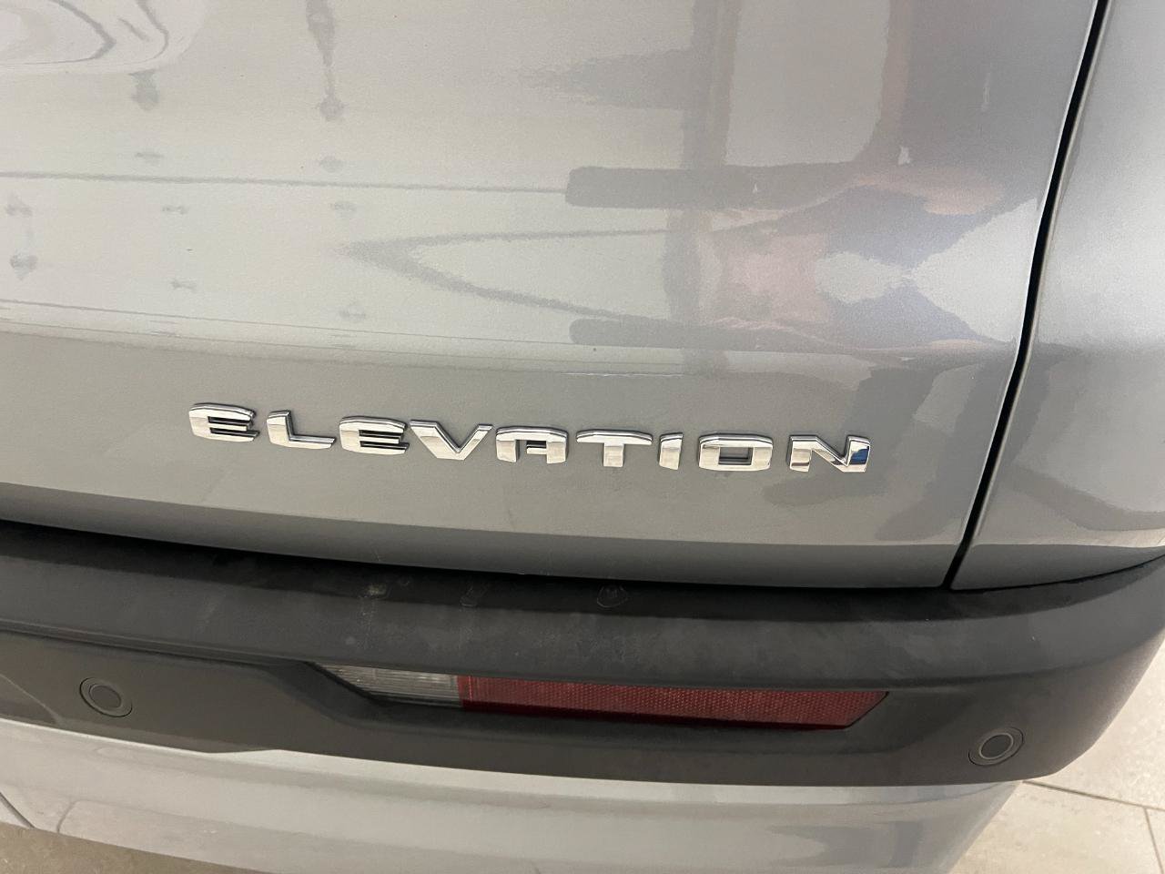Used 2026 GMC Acadia Elevation w/ Elevation Premium Package AWD/4WD image 19