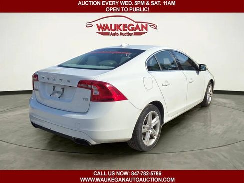 Used 2015 Volvo S60 T5 Platinum FWD image 3