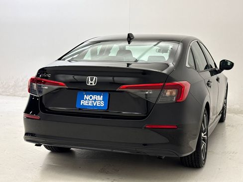 Certified 2023 Honda Civic EX image 9