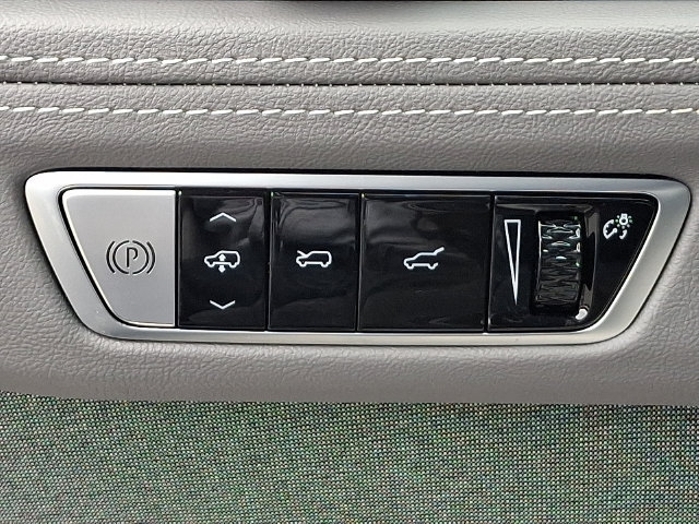 Used 2026 Cadillac Escalade IQ Sport 1 AWD/4WD image 23