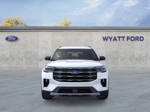 New 2026 Ford Explorer Active w/ Active Comfort Package AWD/4WD image 7