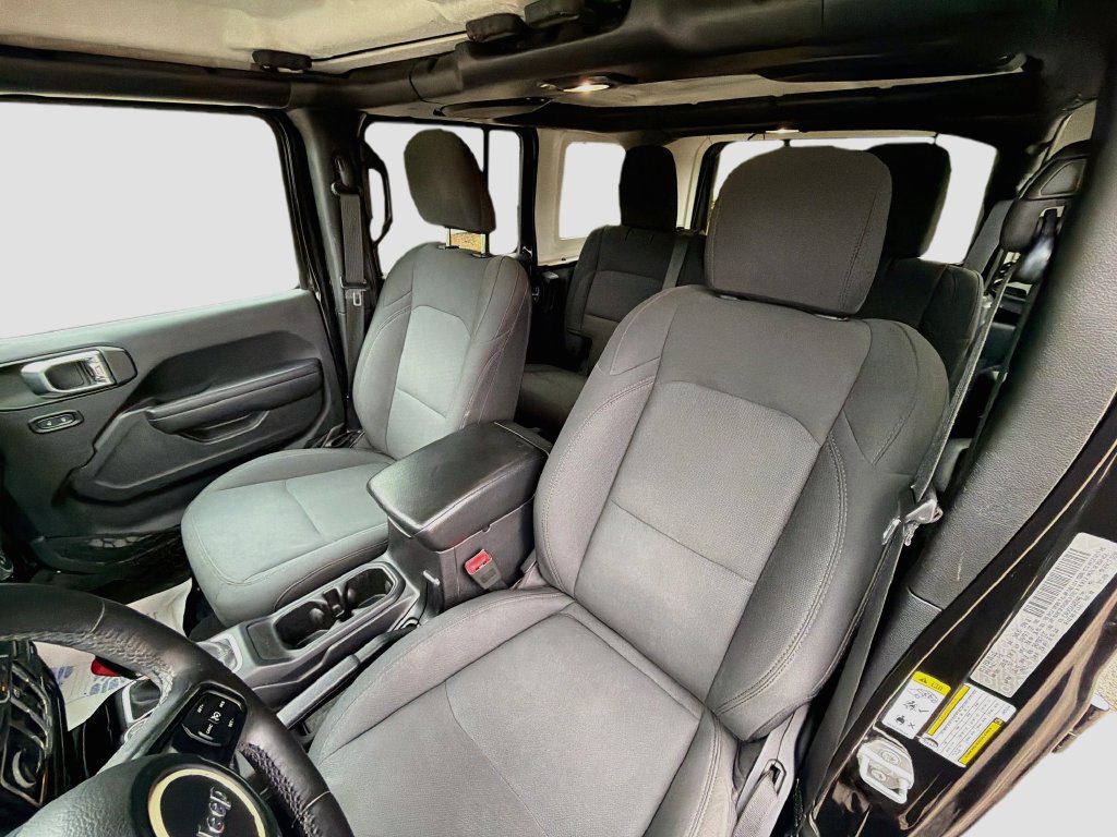 Used 2018 Jeep Wrangler Unlimited Sport S AWD/4WD image 22