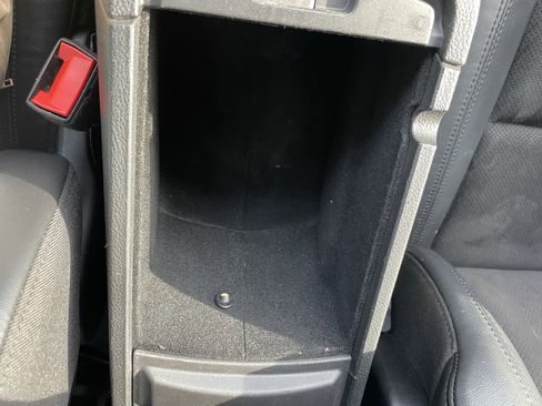 Used 2021 Jeep Grand Cherokee Laredo X image 24