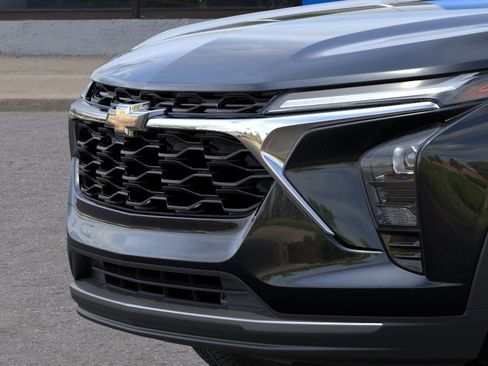 New 2026 Chevrolet Trax LT w/ LT Convenience Package FWD image 13