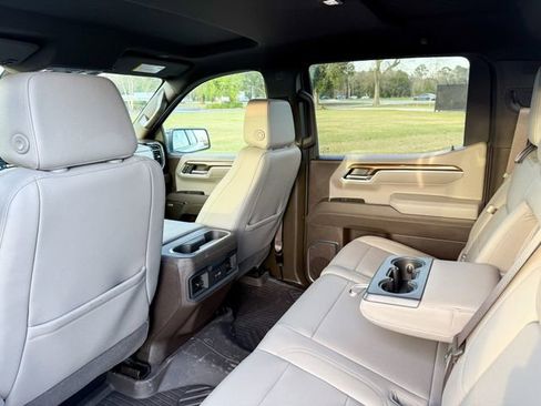 Used 2025 Chevrolet Silverado 1500 RST image 25