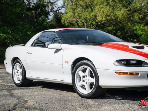 Used 1997 Chevrolet Camaro SS w/ SS Alteration Pkg image 35
