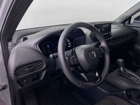 Used 2024 Honda HR-V Sport image 14